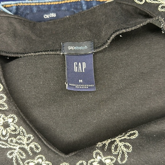 Gap top - Picture 6 of 7